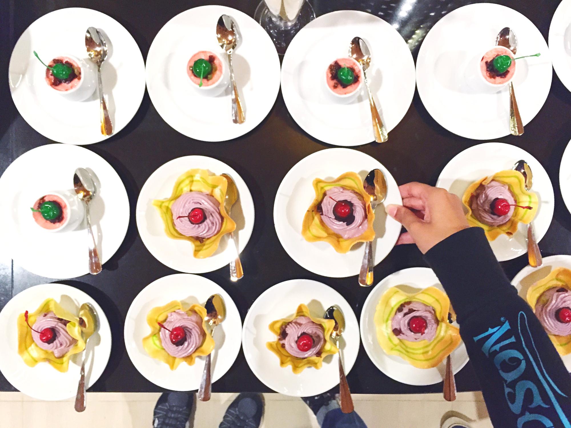 Compact collage of dishes representing subscription plans